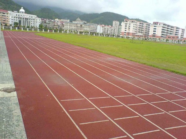 橡胶跑道怎样才能分析质量标准？